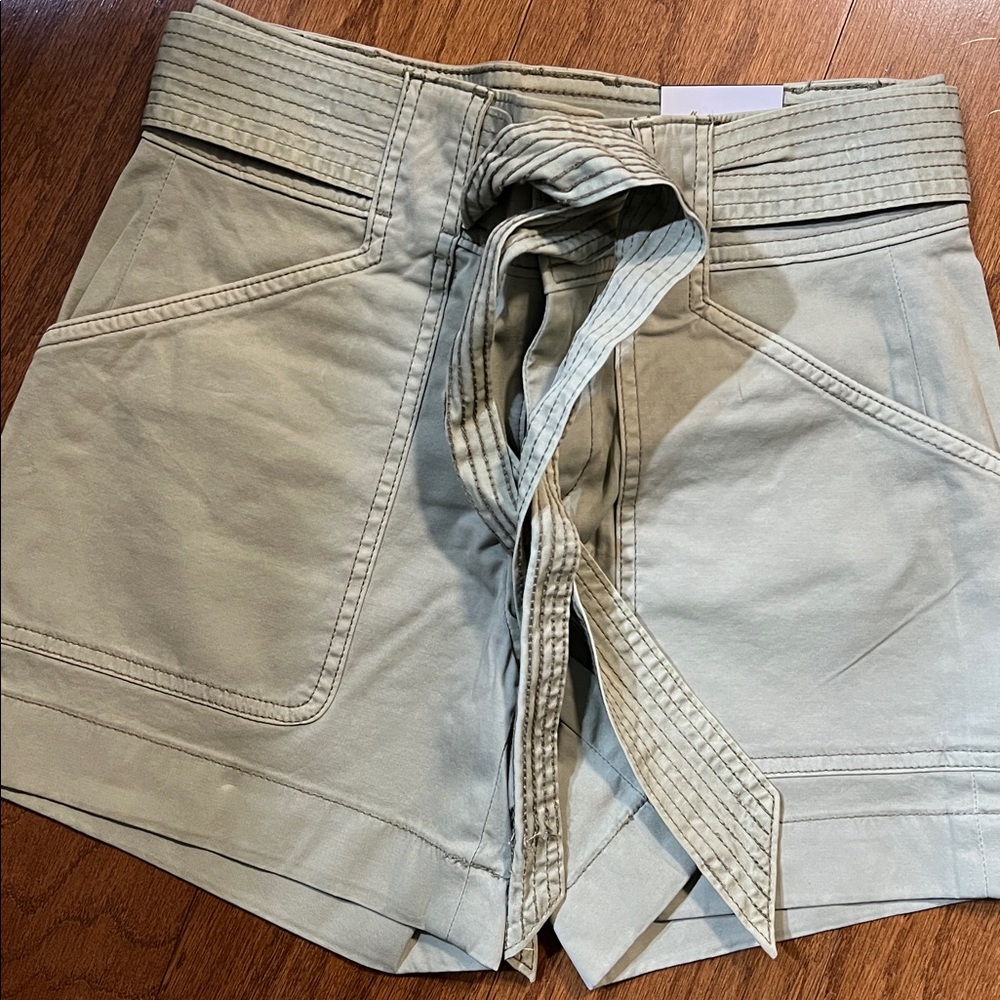 WHBM High-Rise Utility 5” Shorts with Tie Belt, NWT